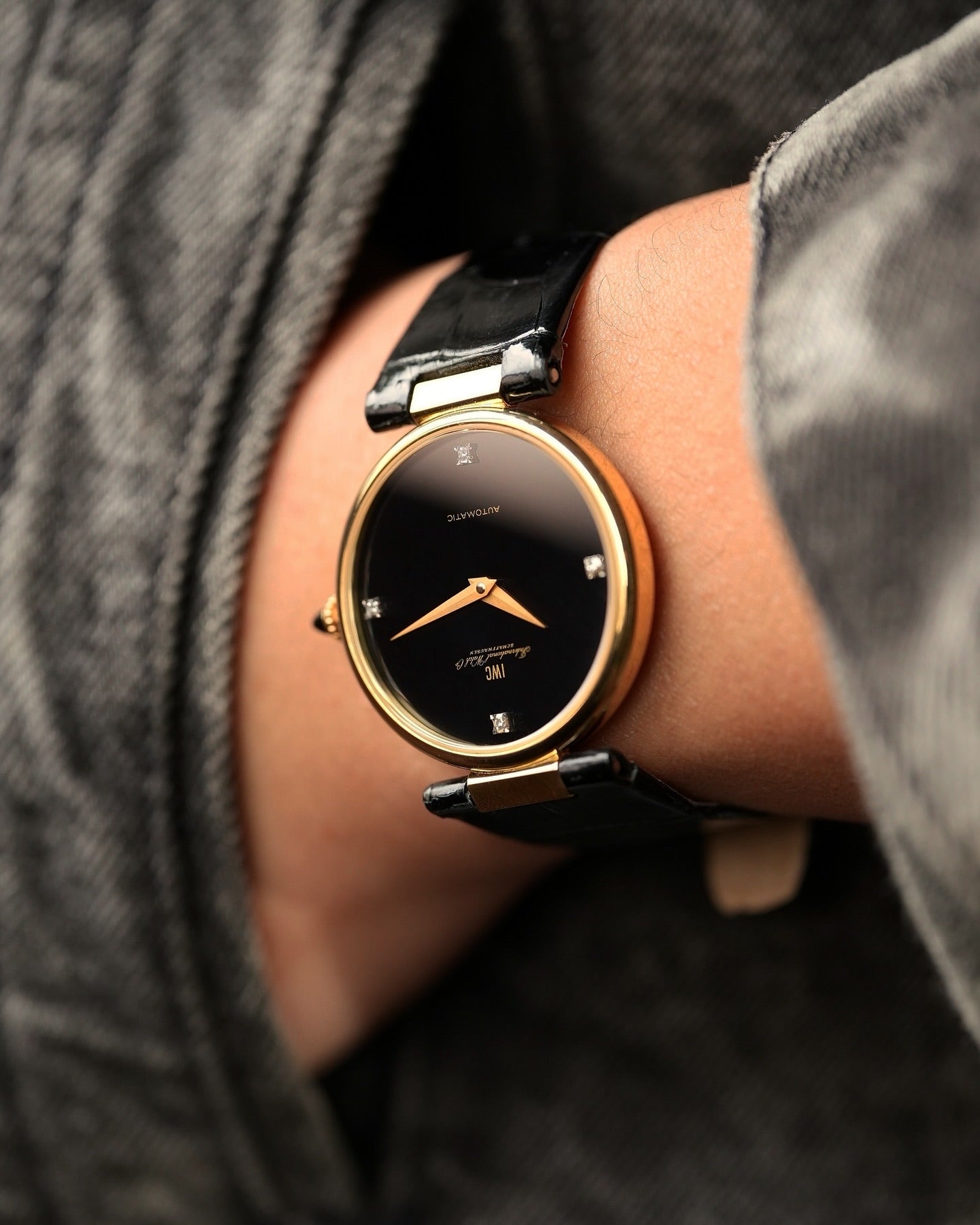 IWC 18K × Diamonds × AT 3203