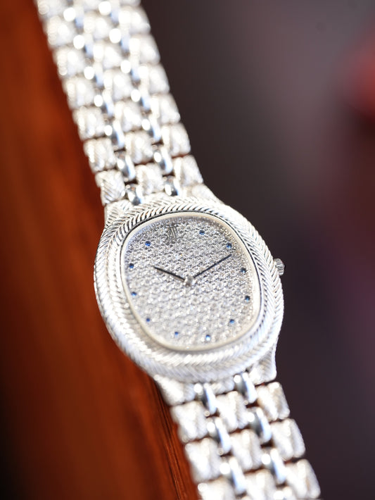 Audemars Piguet 90s / 18WG / Factory diamonds and sapphire