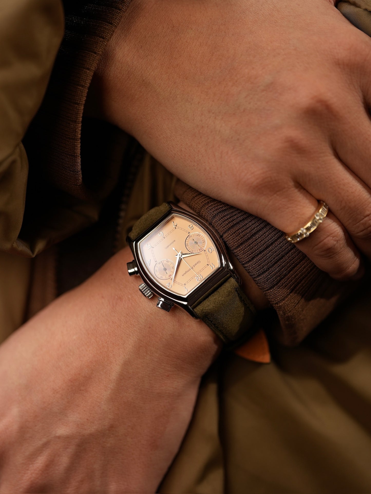 GIRARD PERREGAUX Richeville / Salmon dial