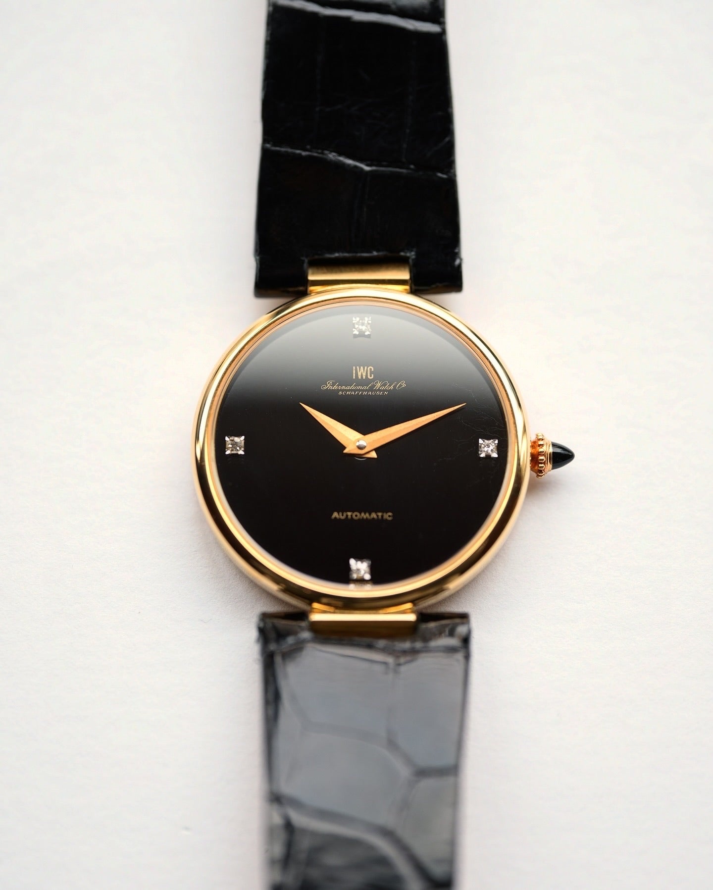 IWC 18K × Diamonds × AT 3203