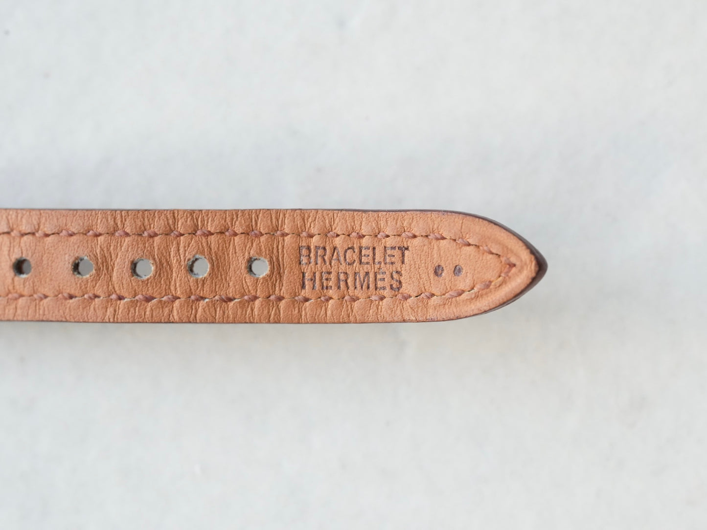 Hermès Cape Cod CC1.185 MOP dial