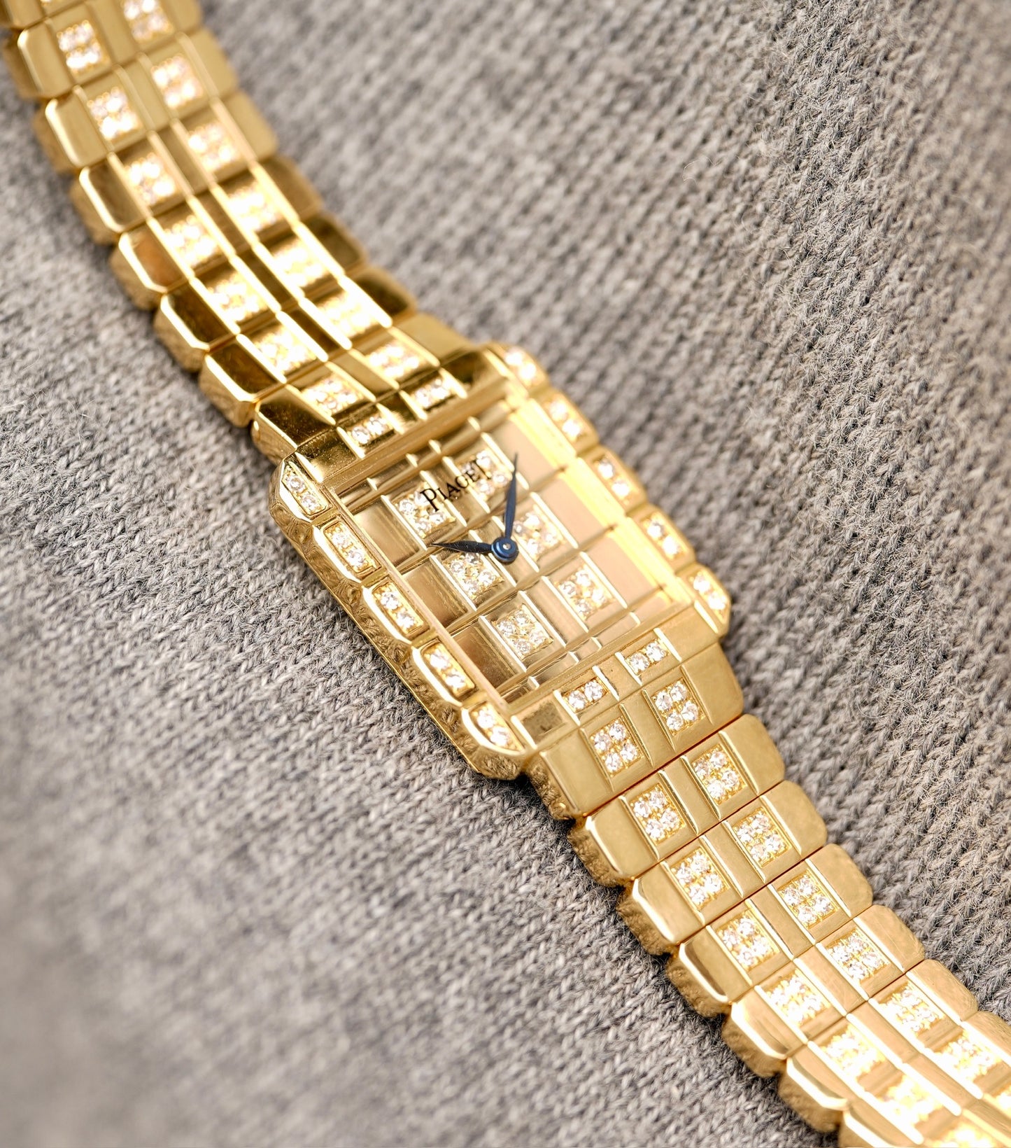 Piaget/ Traditional / 18K × Diamonds