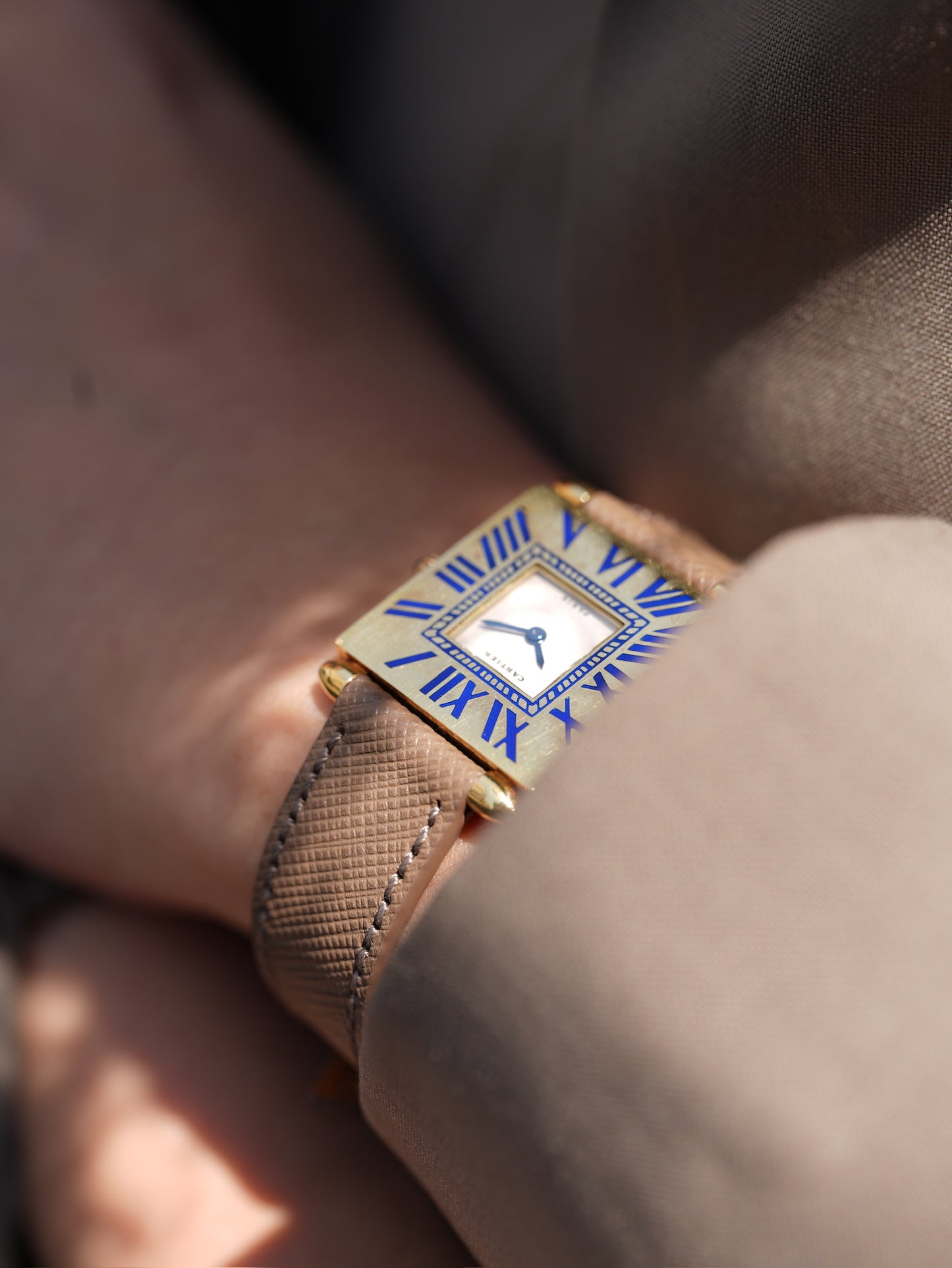 Cartier/Tank obus / LM / 18K / 80's / Enamel dial