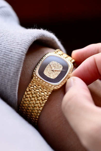 Piaget / 18k / Onyx dial