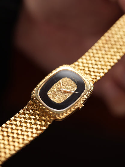 Piaget / 18k / Onyx dial
