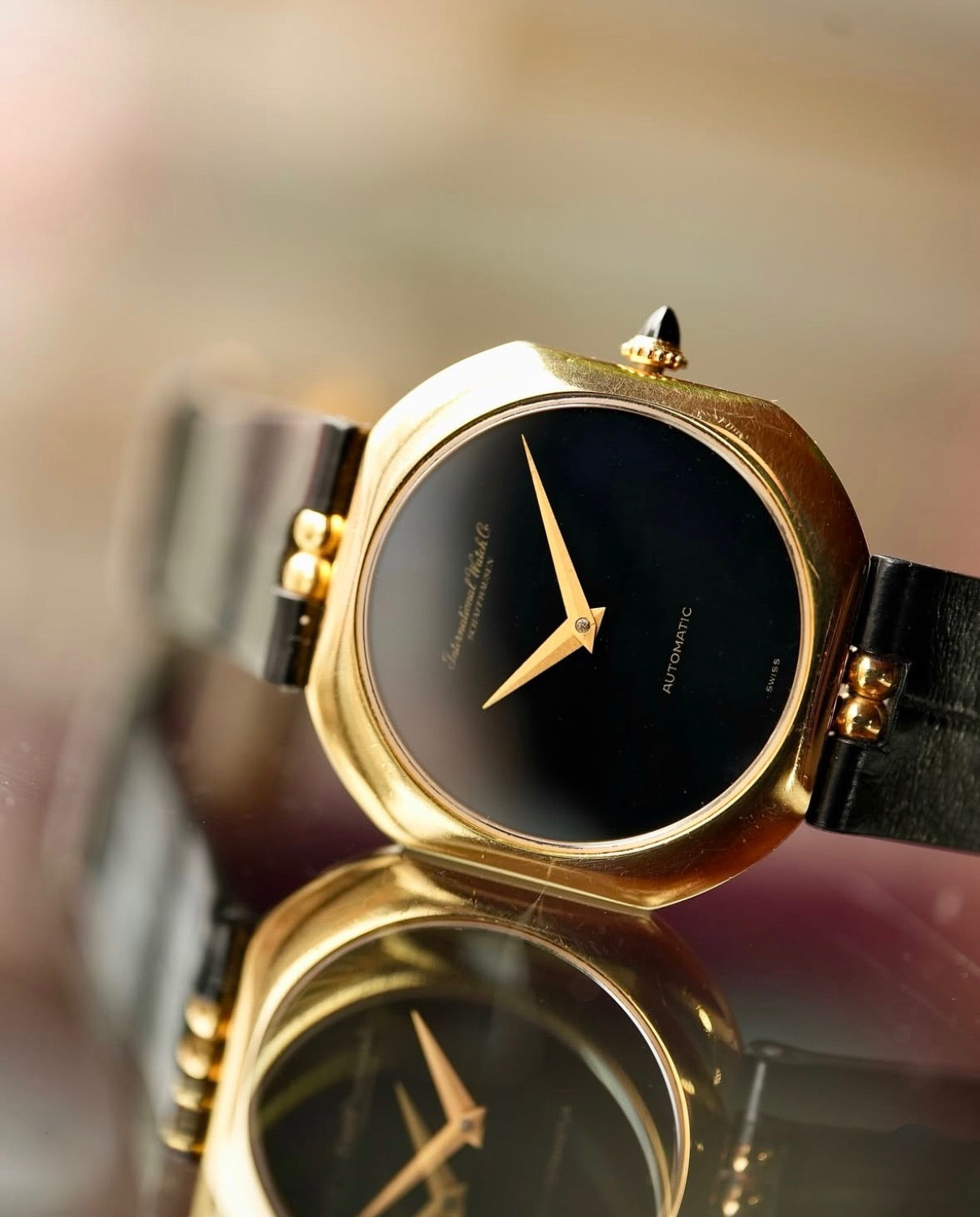 IWC 1970s 18YG AT 36mm Onyx dial