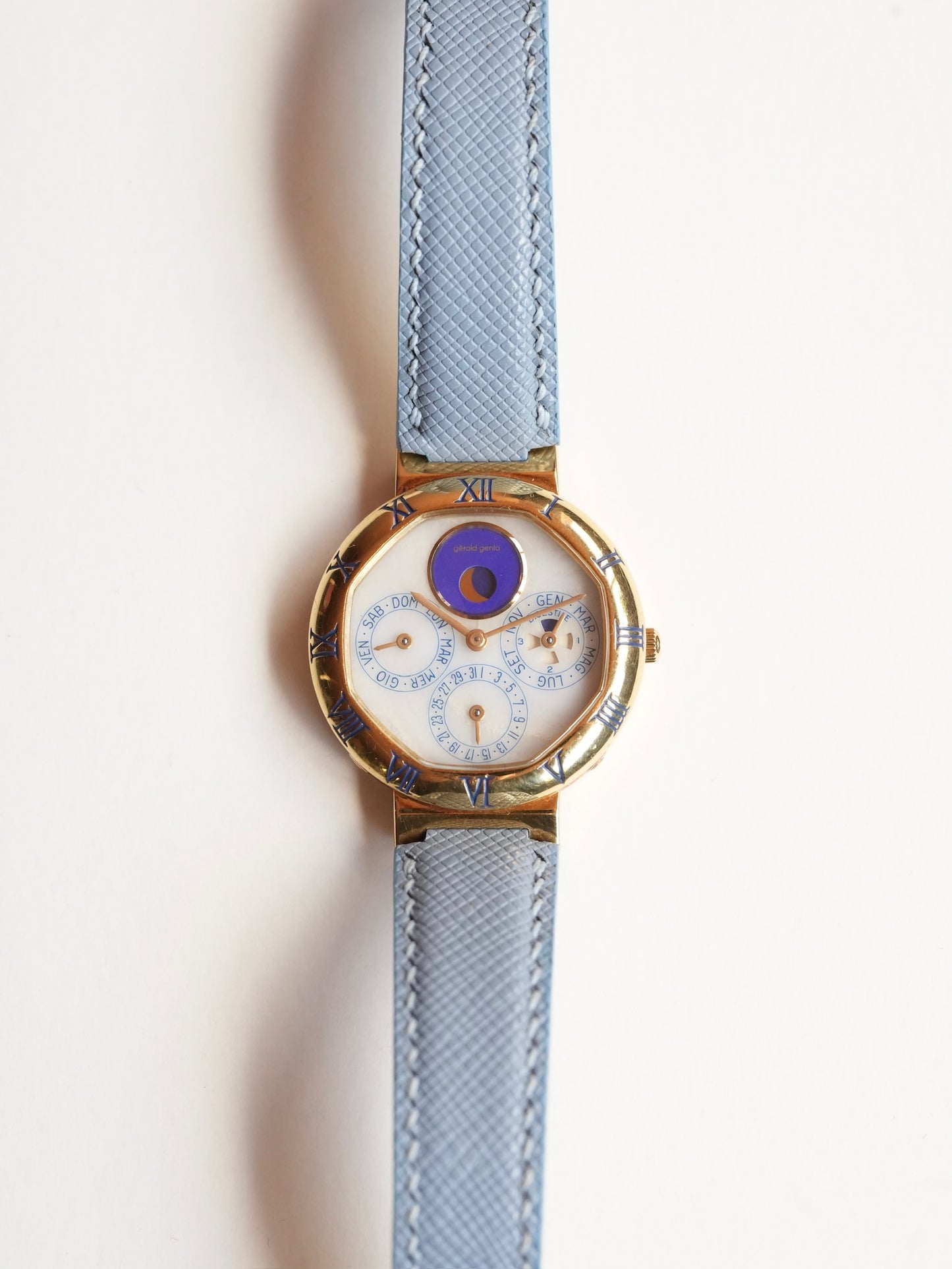 Gerald Genta Gefica / White Onyx / Perpetual calender