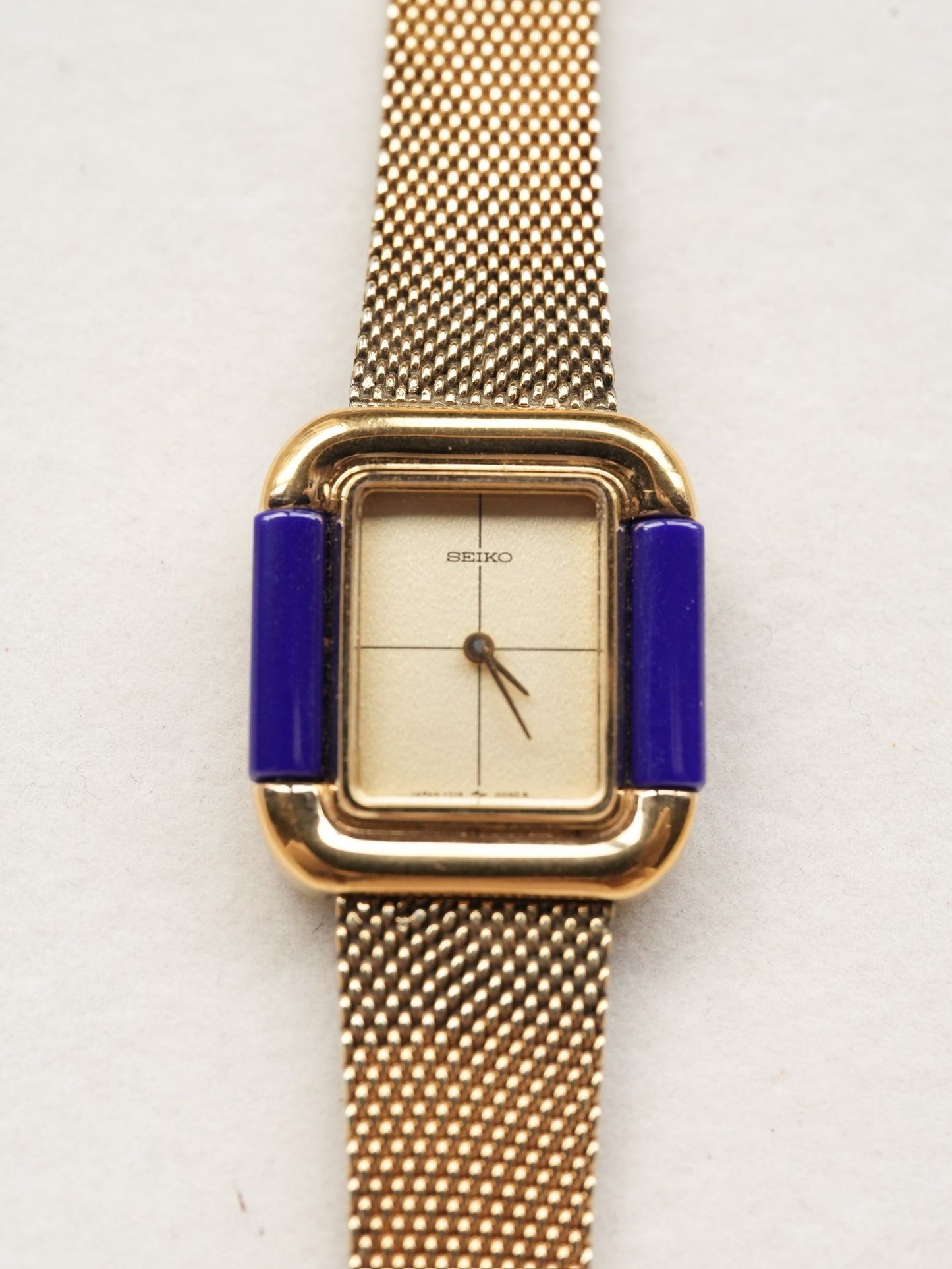 Seiko 1719-3070 Blue Stone Square – SGP/SS Gold Dial Back-Crown Manual Wind Bracelet Model