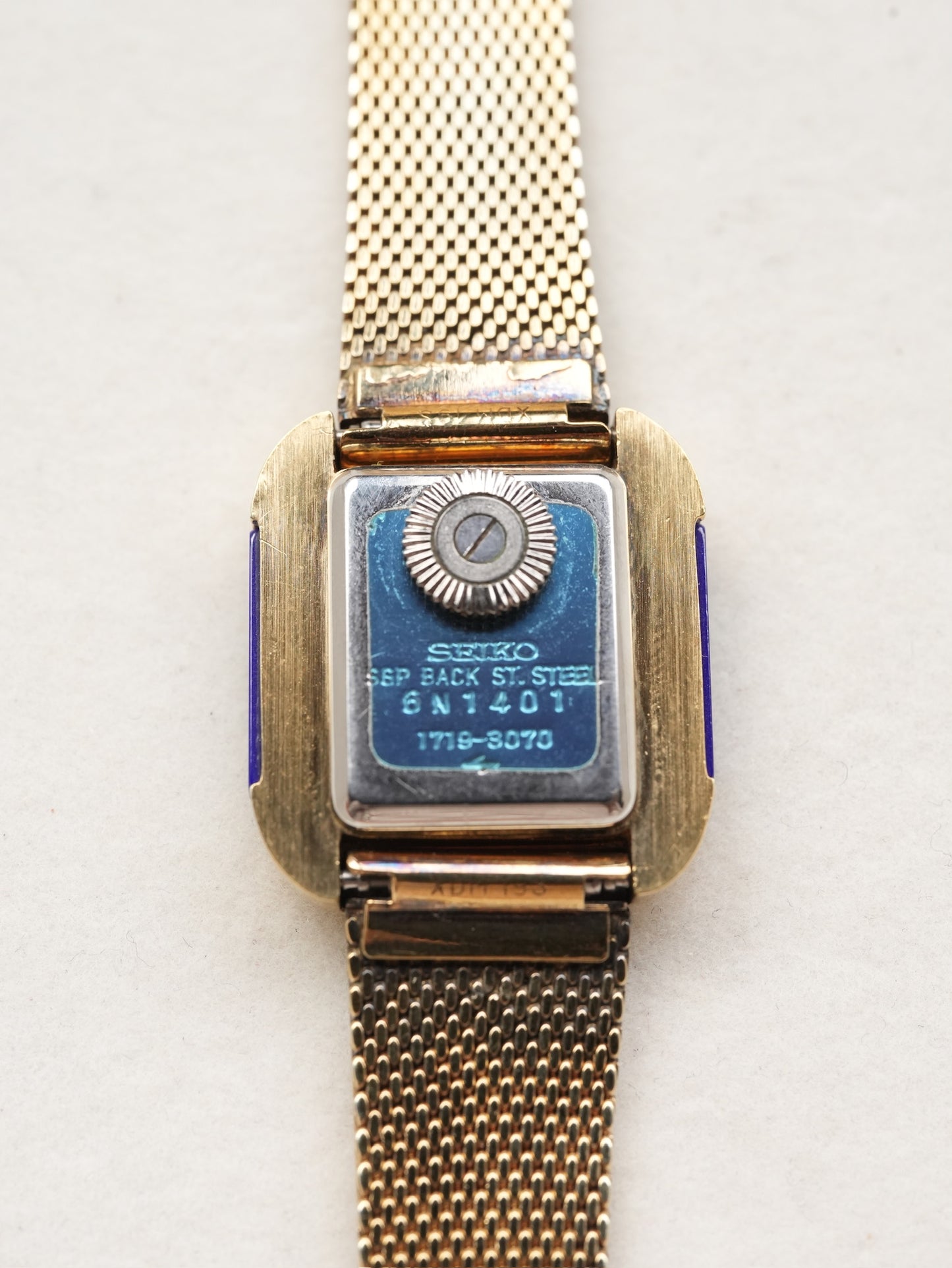 Seiko 1719-3070 Blue Stone Square – SGP/SS Gold Dial Back-Crown Manual Wind Bracelet Model