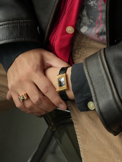 Boucheron Reflet / 70's / 18K / Blk dial with box 