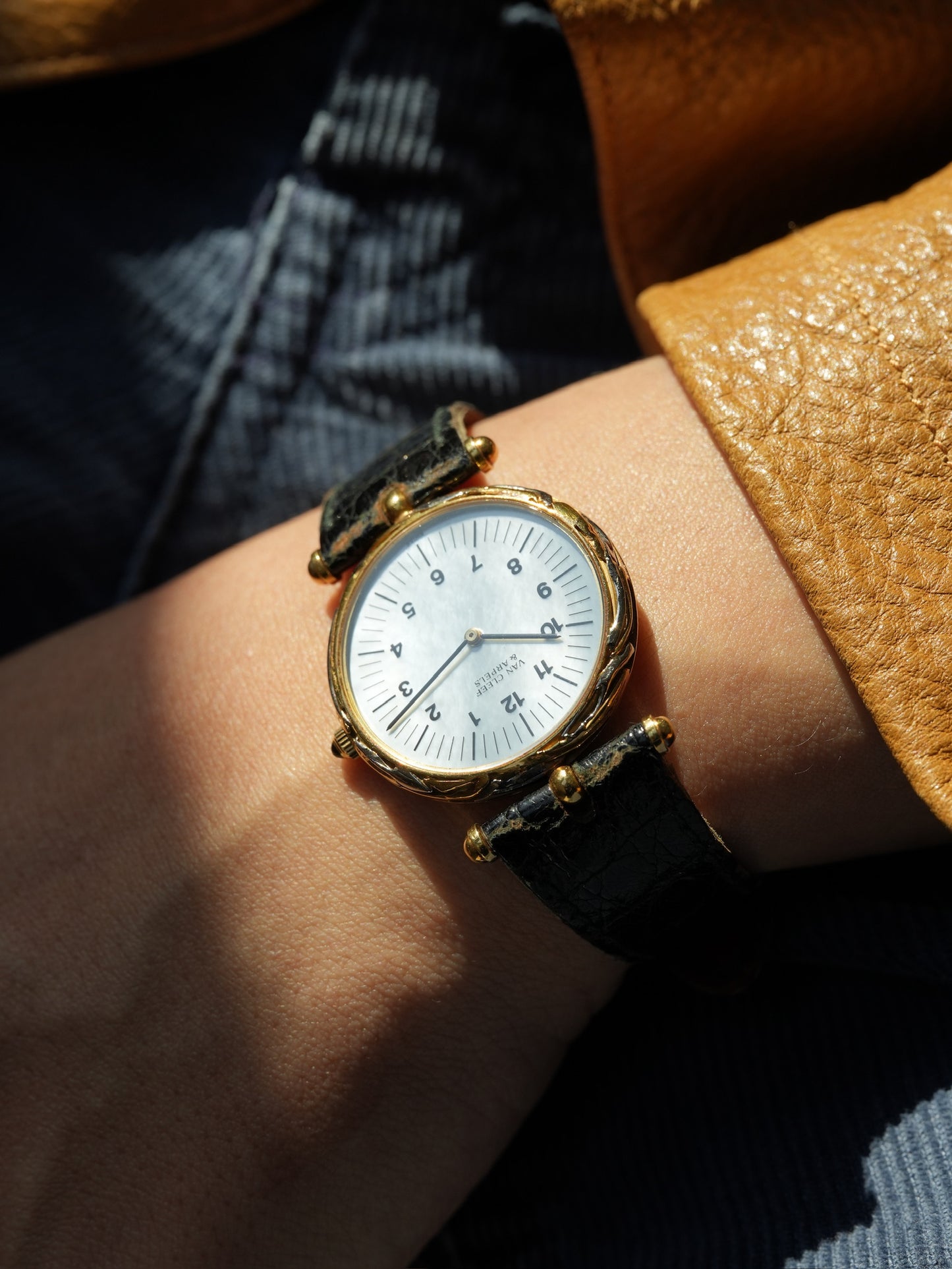 Van Cleef & Arpels MOP Dial With Box