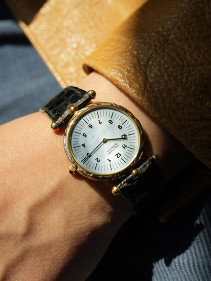 Van Cleef & Arpels MOP Dial With Box