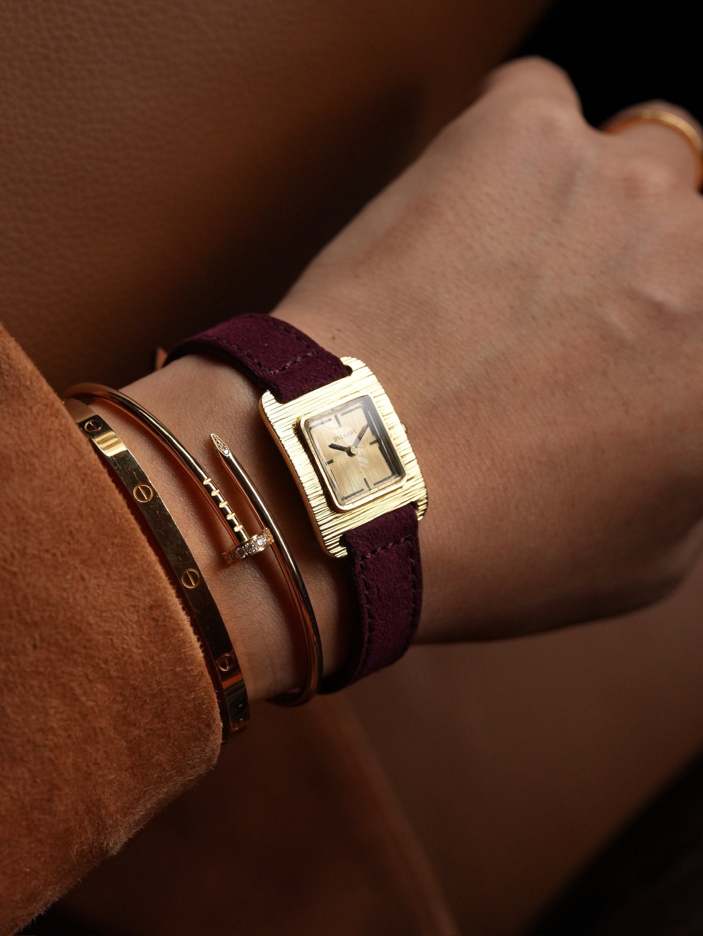 Bvlgari Vintage Bark-Finished 18K Yellow Gold Watch