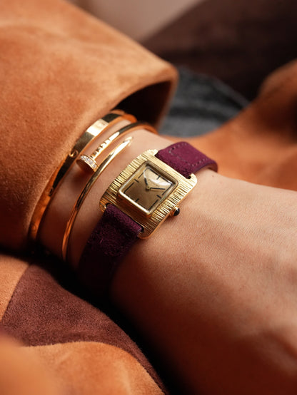 Bvlgari Vintage Bark-Finished 18K Yellow Gold Watch