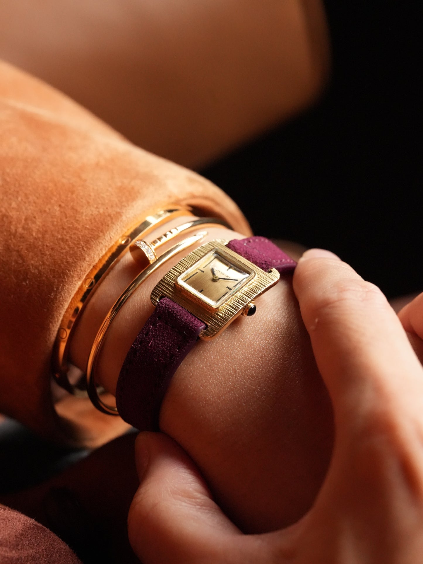 Bvlgari Vintage Bark-Finished 18K Yellow Gold Watch