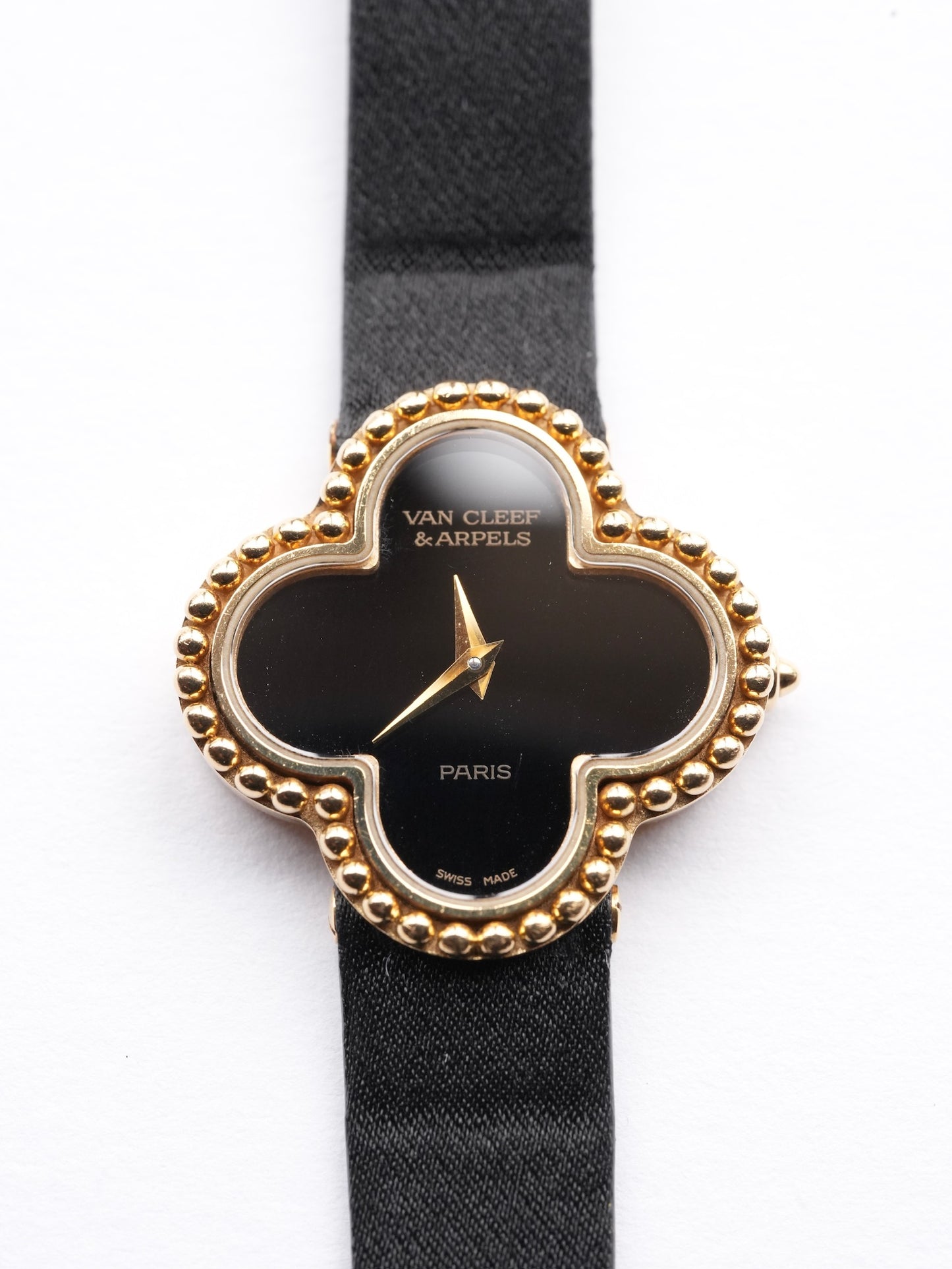 Van Cleef & Arpels Alhambra