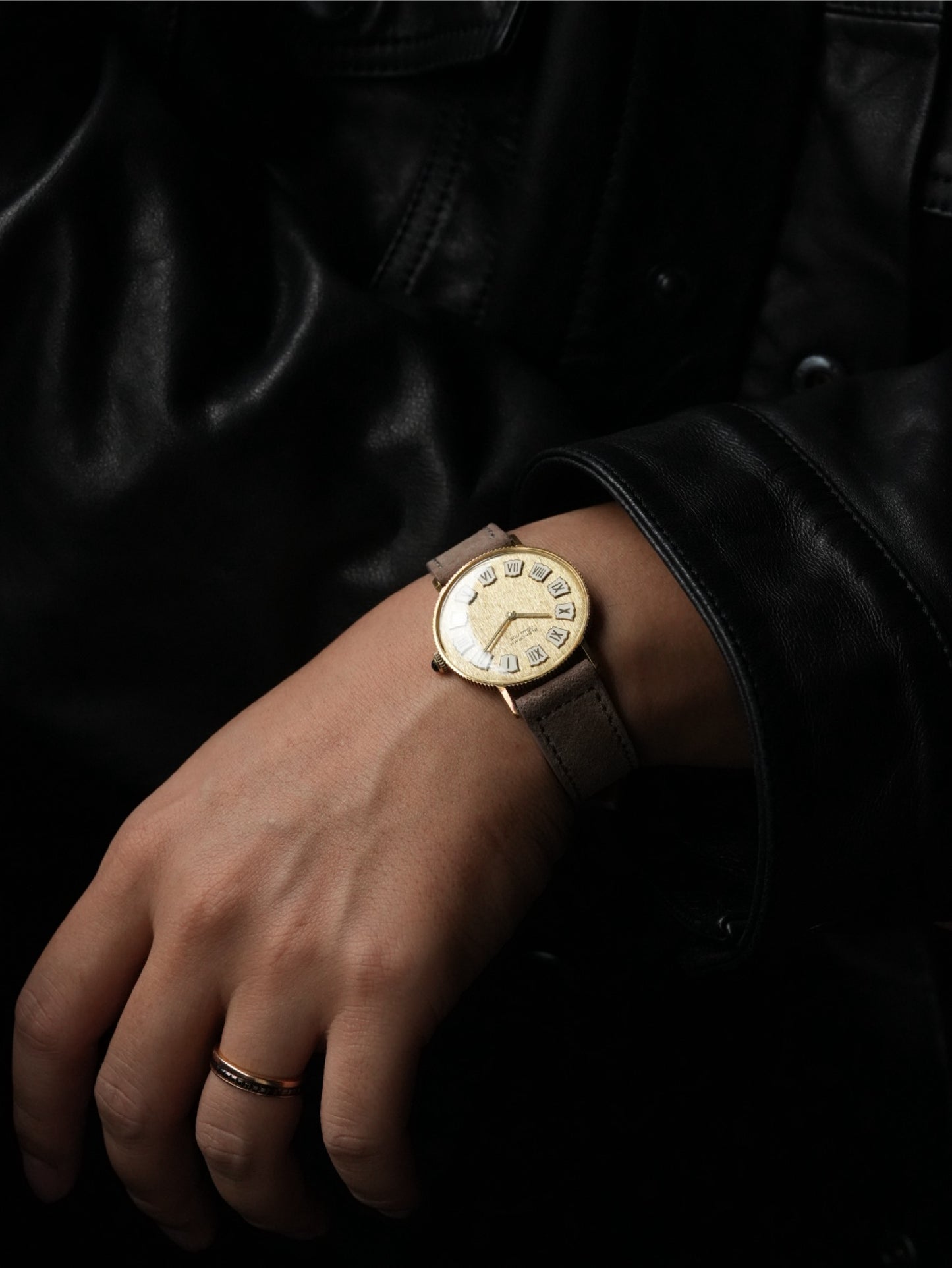 Blancpain 18K YG “Textured Dial” — The Heartbeat of the Pre-Villeret Era