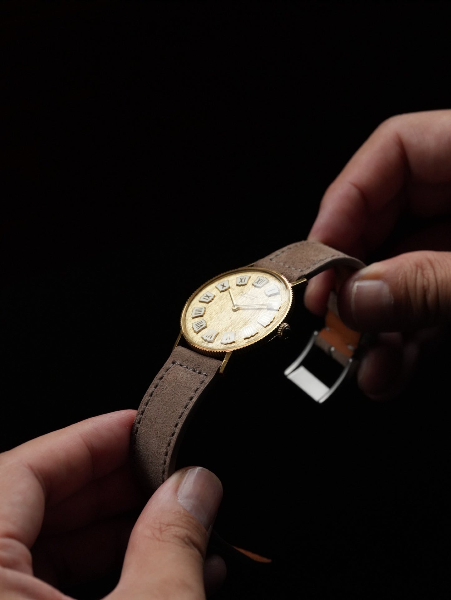 Blancpain 18K YG “Textured Dial” — The Heartbeat of the Pre-Villeret Era