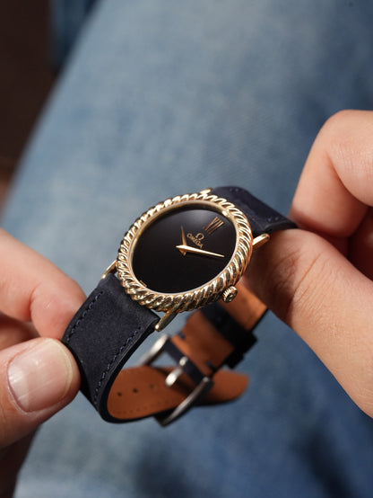 Omega 70's / 14K / oval shape