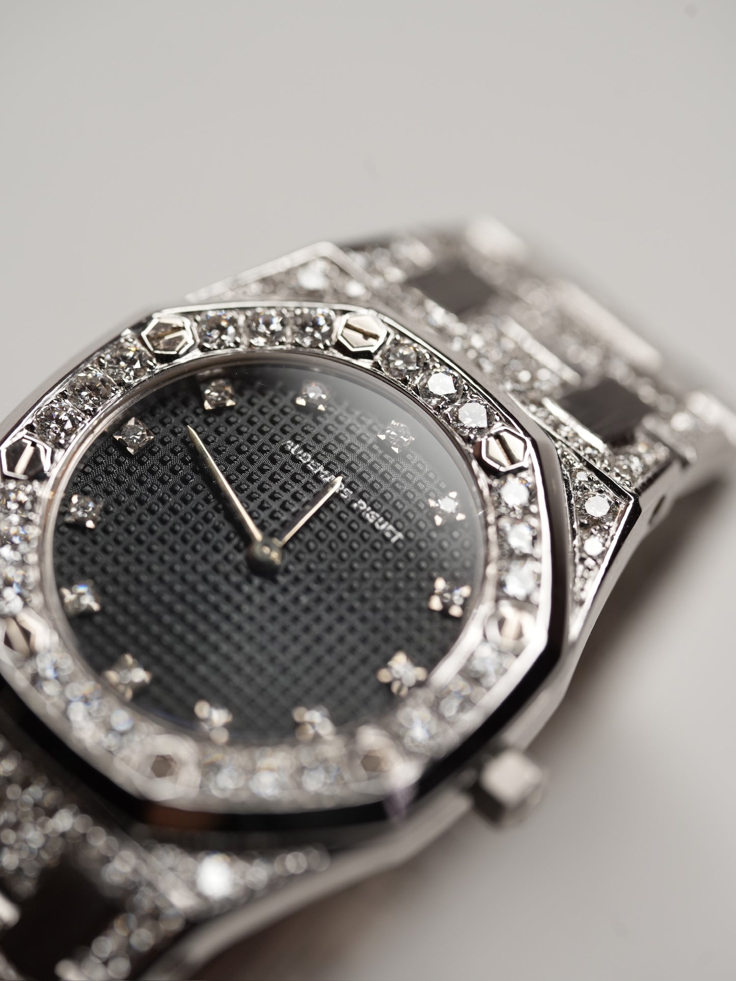 Audemars Piguet  Royal Oak Lady / Factory diamonds Special