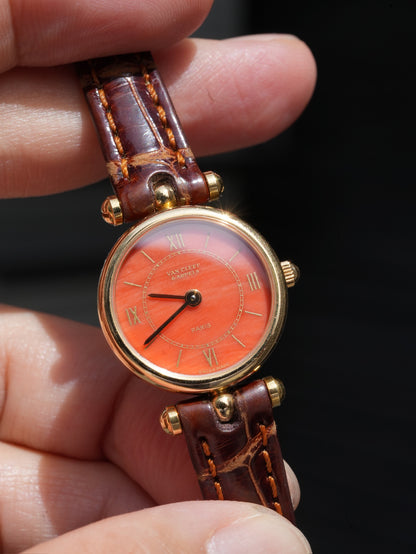 Van Cleef & Arpels Classic / Coral dial