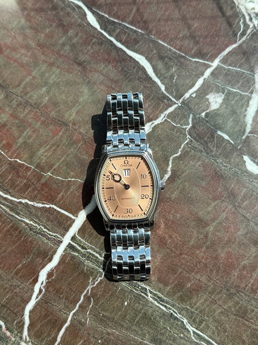omega jumping hour
