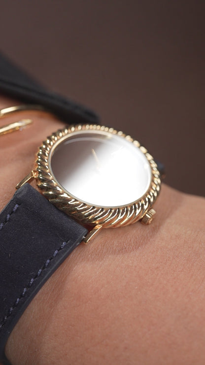 Omega 70's / 14K / oval shape